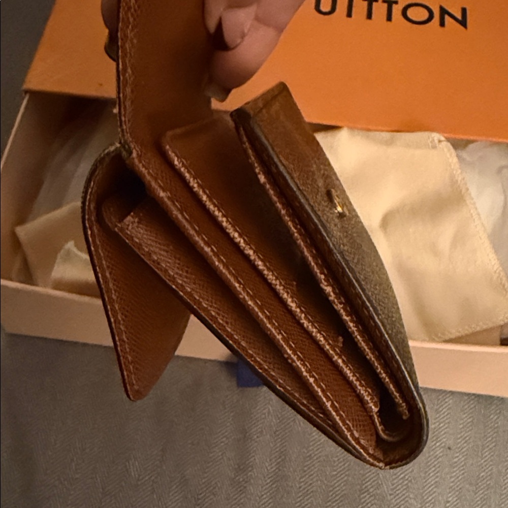 Louis Vuitton Monogram Wallet - Picture 7 of 11